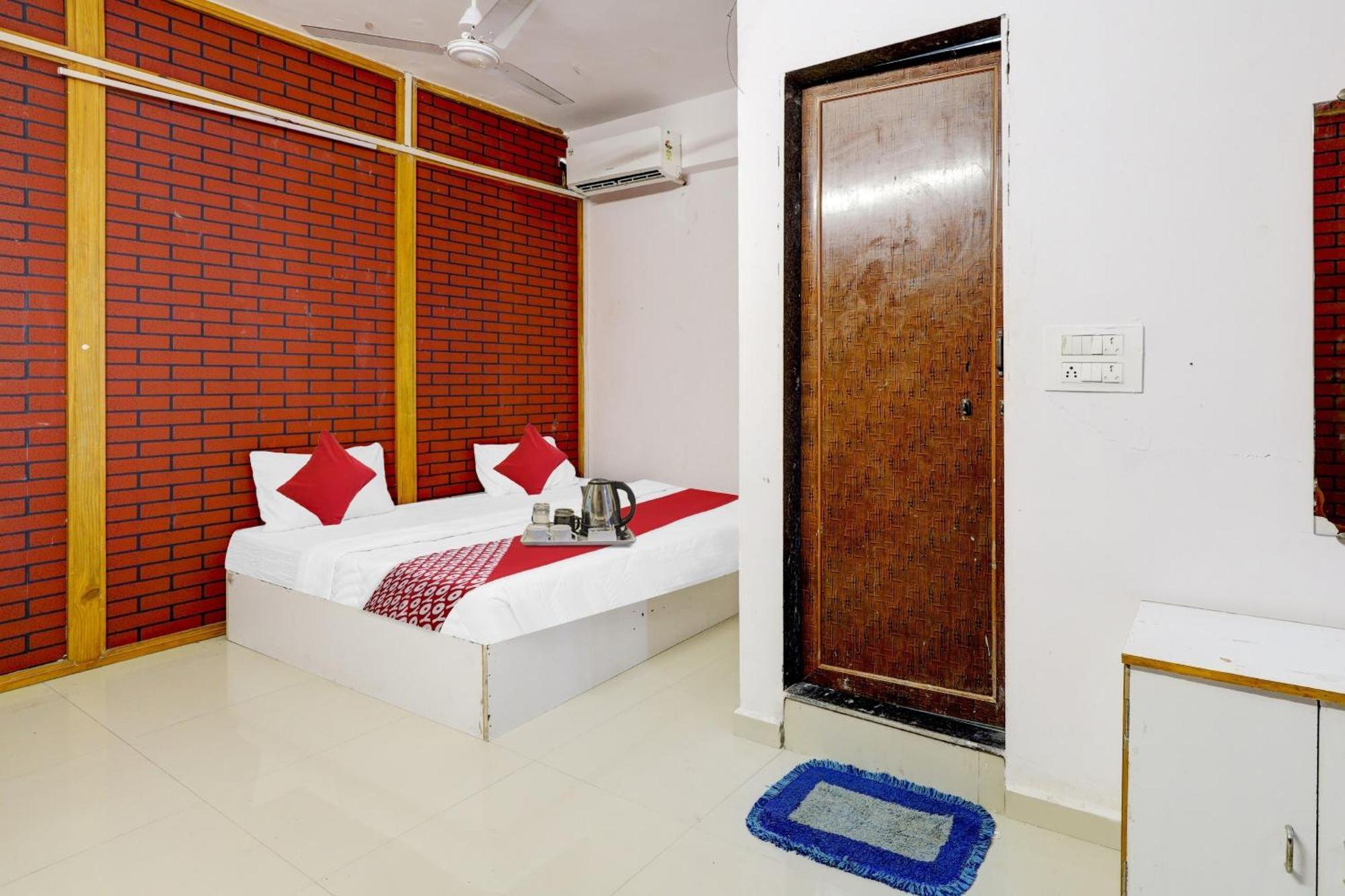 Hotel O Cozy Rooms สุรัต ภายนอก รูปภาพ