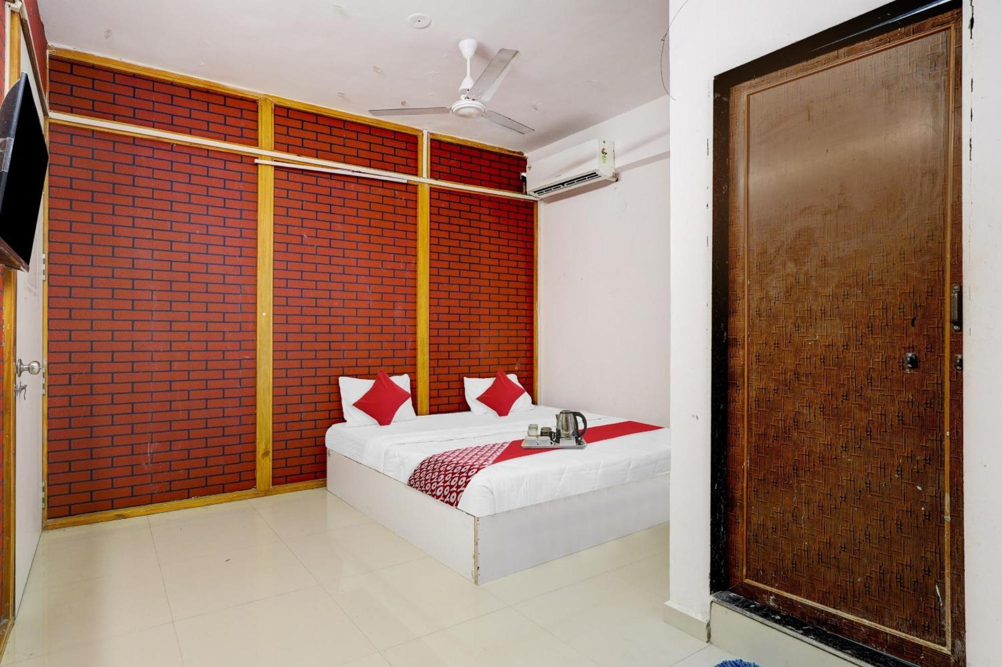 Hotel O Cozy Rooms สุรัต ภายนอก รูปภาพ